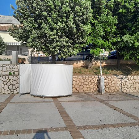 Apartmani Studio Apartmani Senjska Maslina Senj  Exteriér fotografie